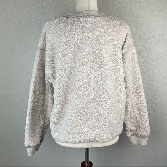 American Eagle Outfitters Oversized Fleece Sweatshirt Size XS EUC - Picture 5 of 8
